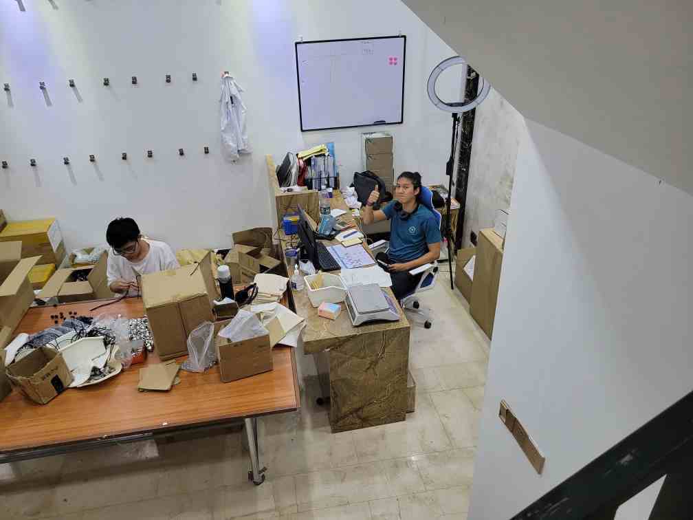 how to hire staff in Asia without a legal entity / employer of record Asia manufacturing